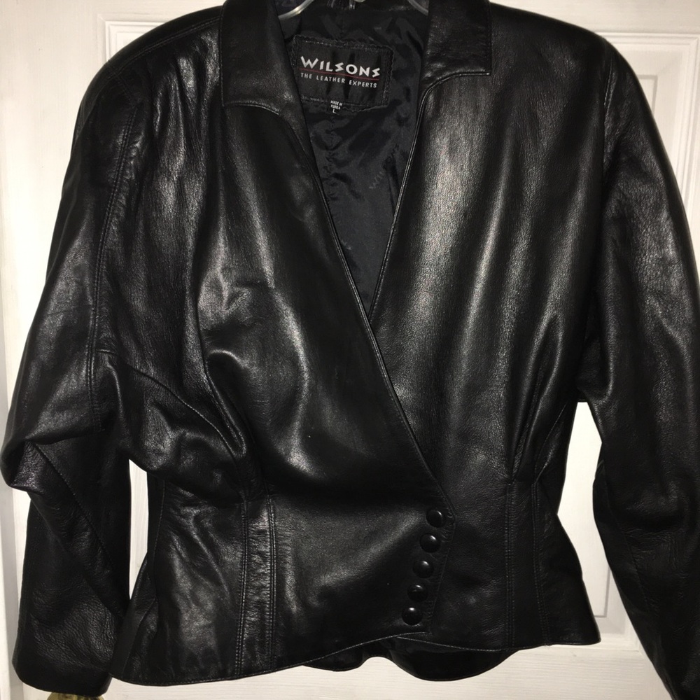 Wilson’s Leather Form Fitting Jacket - image 1